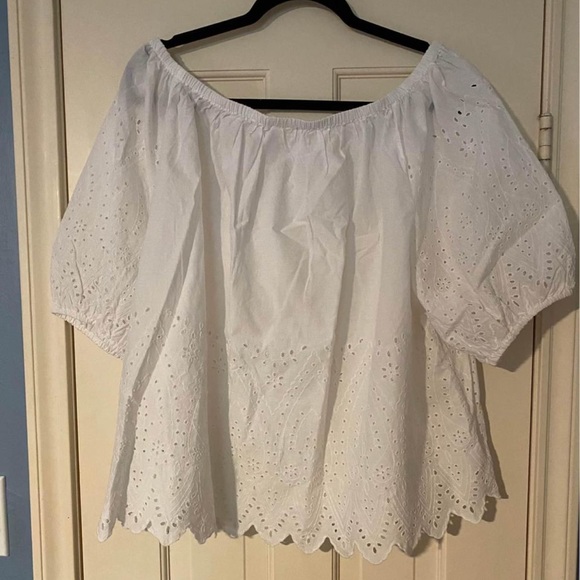 Women’s Gap White Eyelet Off-the-Shoulder Shirt - Brand New!! - Picture 2 of 2